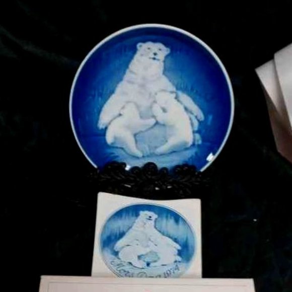 VINTAGE B&G BING & GRONDAHL 1974 MOTHER'S DAY DISPLAY PLATE - Picture 1 of 5